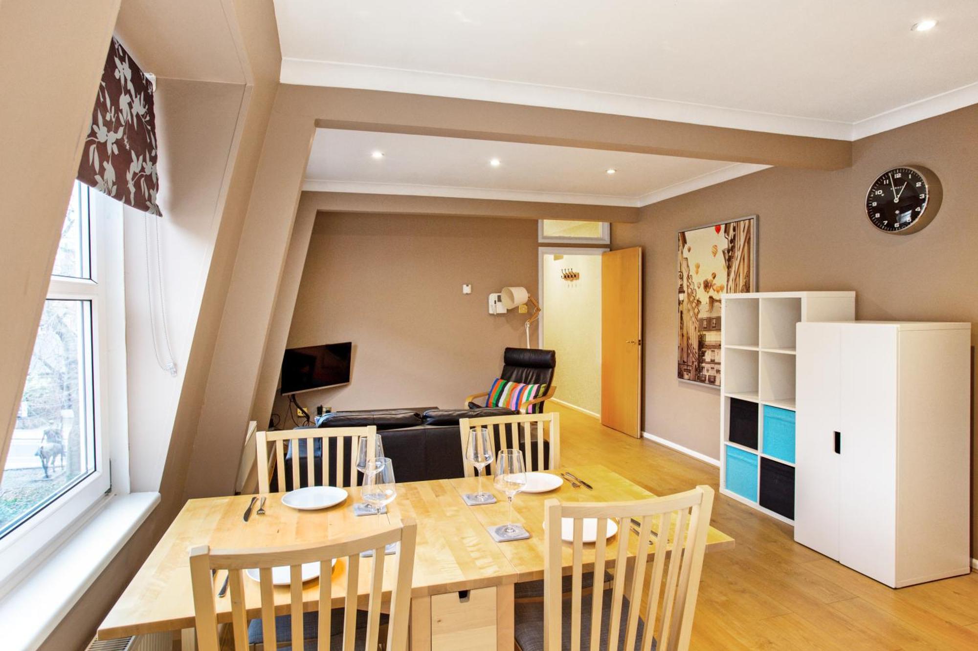 Perfect Perch For Legal Eagle - Winchester Law Courts, High St, Westgate Museum Apartment ภายนอก รูปภาพ